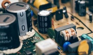 化学気相成長（CVD）解説：プロセス、種類、主な利点