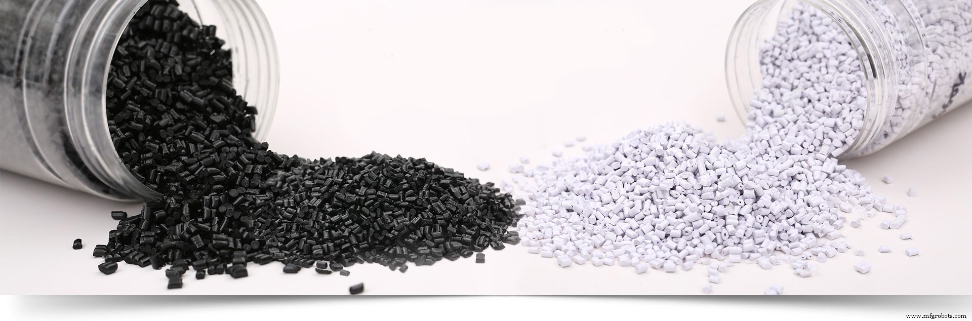 マスターバッチ基礎:ブラック vs ホワイト – プラスチックメーカー必見の洞察