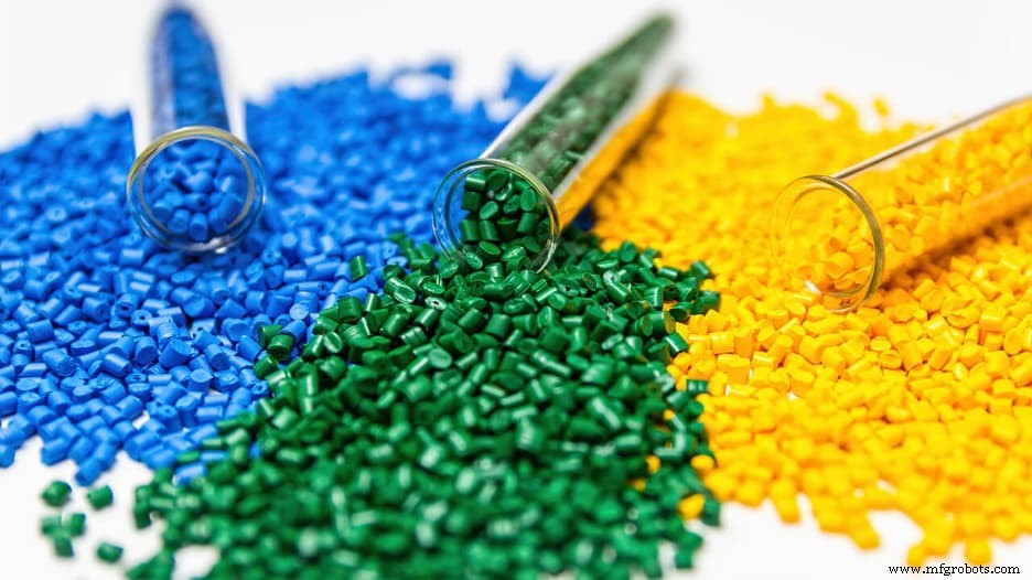 射出成形に最適な10種類のプラスチック樹脂：特性と選定ガイド