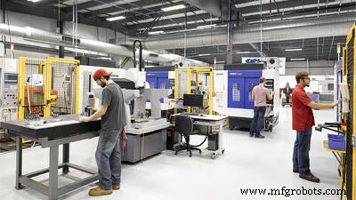 インダストリー4.0を徹底解説:歴史、メリット、主要テクノロジー