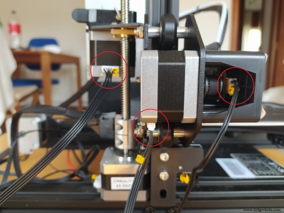 Ender 3 ベッドレベリング問題を完全解決：ガタツキ・片側浮き・ネジ空回り・スプリング交換