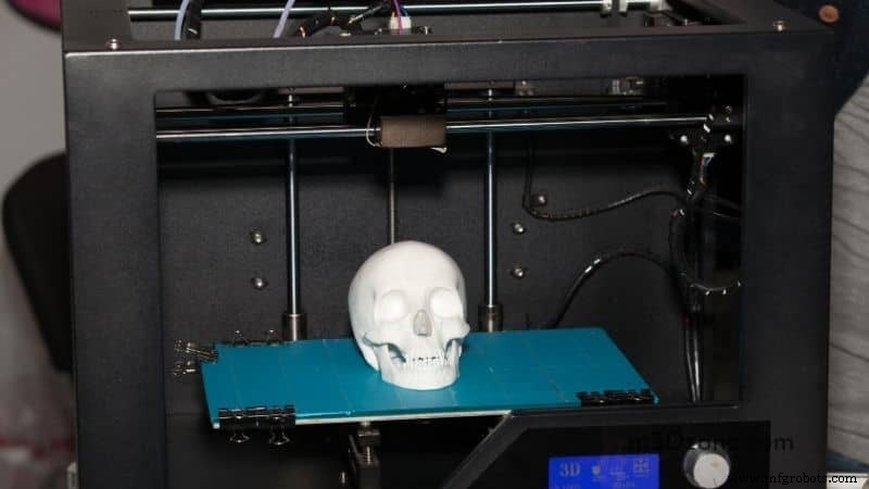 3Dプリントの臭いと有害性：健康被害を防ぐ換気・フィルター・材料選び完全ガイド