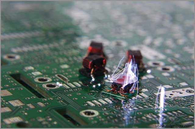 PCB製造成功のための7つの必須ポイント