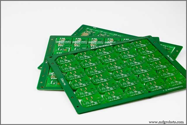 PCBコスト見積もりツール活用の7つのメリット