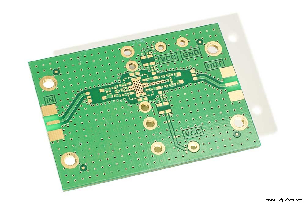 RF検出器自作ガイド：隠された電波信号を検知するシンプルな装置