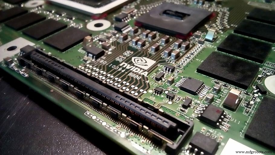 PCBコンピュータ:産業横断的な主要用途を解説