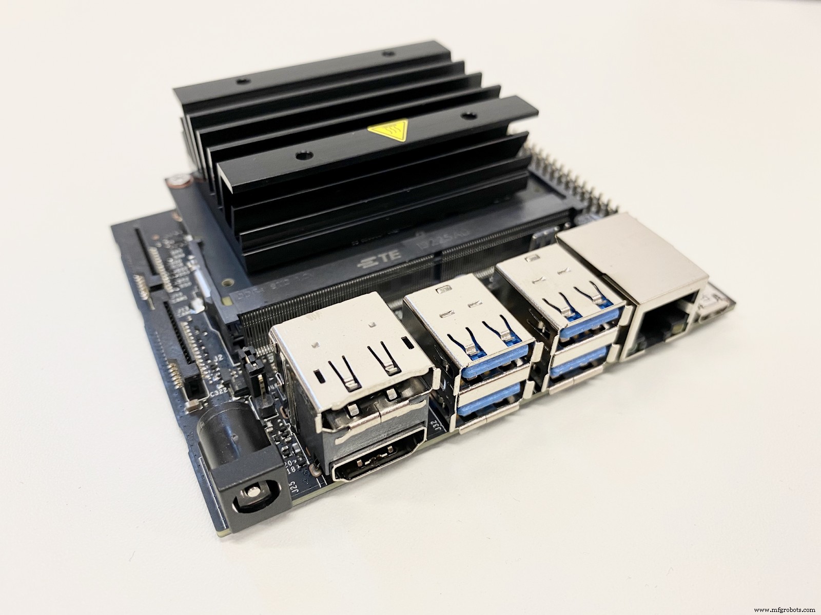 Khadas VIM3徹底レビュー：エンジニア/デザイナー向け最強SBCの実力と活用法