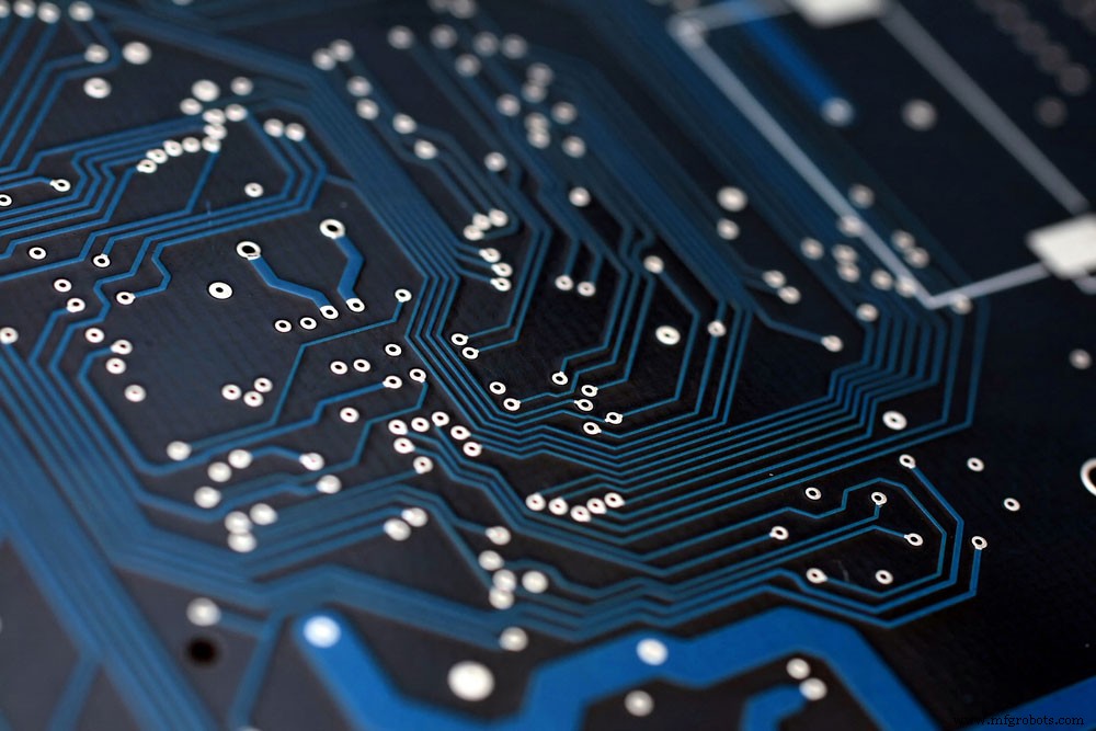 PCBスロット:精密電子組み立てのための信頼性・効率的な部品固定