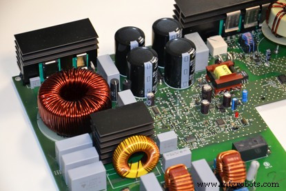 IMS PCB（絶縁金属基板）徹底解説：高放熱・高耐圧・FR-4との違いから用途まで