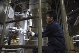 製造プラントの冬季対策：凍結と湿気から設備を守る重要ポイント