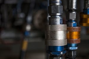 定期的な油圧ホースメンテナンスが設備をスムーズに稼働させる理由