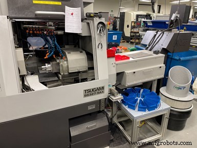 Paramount Machine、Y2軸とプログラマブルB軸搭載スイス旋盤で生産性向上