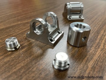 Northern Indiana Axle：馬車部品専門のアーミッシュ系CNCショップ