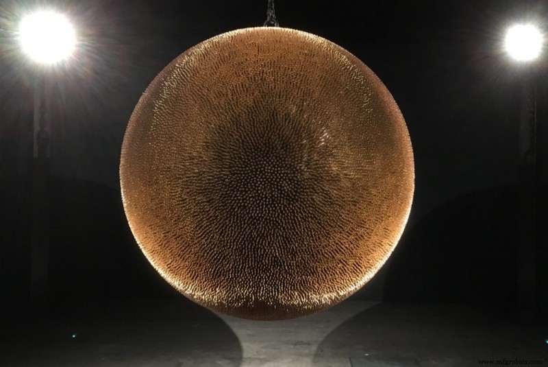 航空宇宙産業の精密技術が革新的なアート制作を牽引