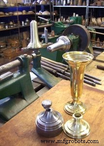 メタルスピニング（絞り加工）：CNC旋盤による精密・シームレス金属部品製造
