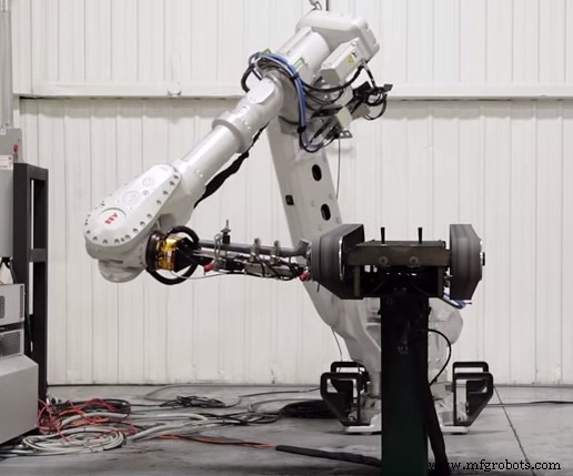 先進研削ロボットで生産品質を最大化